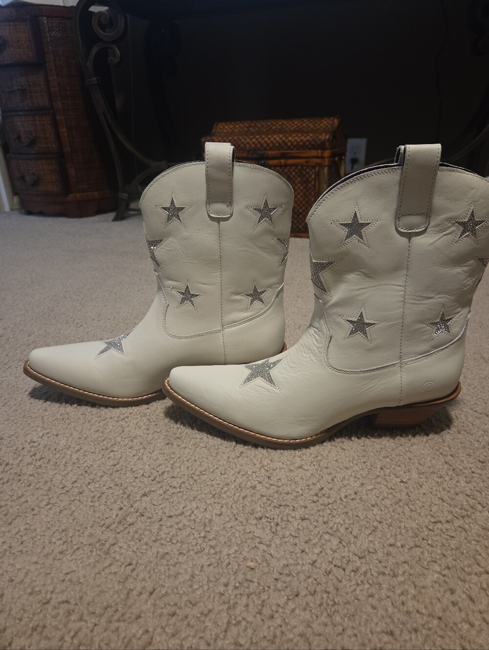 White Star Embroidered Western Ankle Boots - Stylish Home Accents Size 10